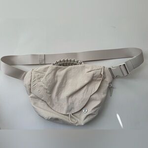 New condition Lululemon Everywhere Belt Bag Cream Bone Braided Handle Crossbody